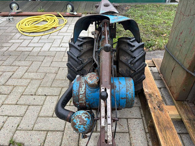 Partij diverse benzinemotor en zagen - afbeelding 2 van  16