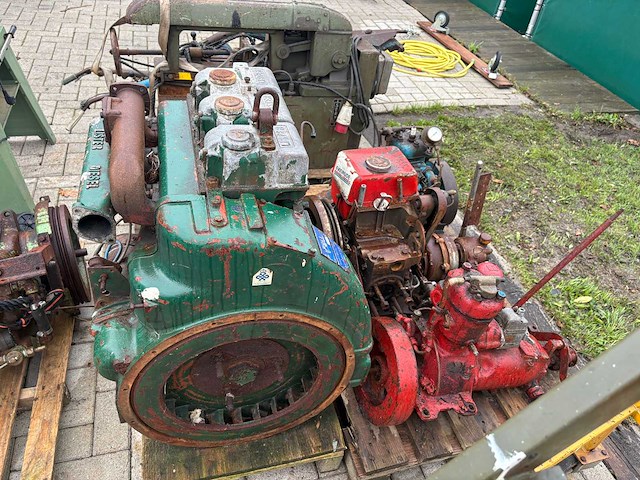 Partij diverse benzinemotor en zagen - afbeelding 1 van  16