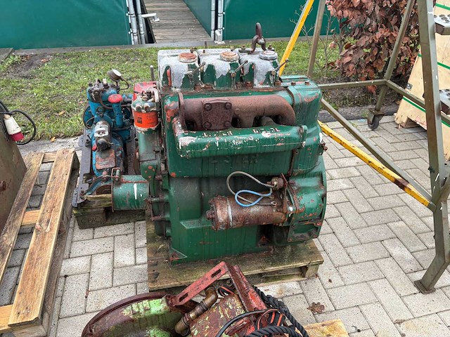 Partij diverse benzinemotor en zagen - afbeelding 9 van  16