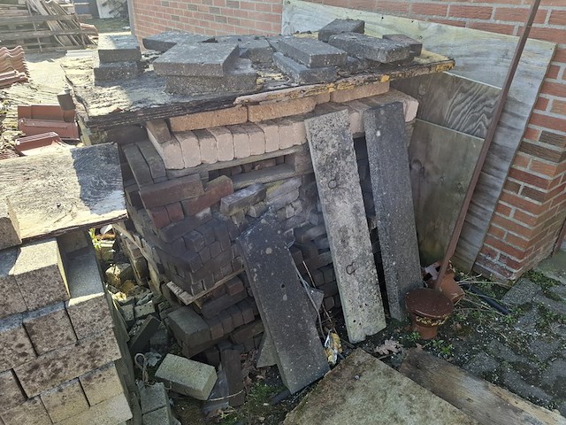 Partij diverse bestratingssteen - afbeelding 3 van  5