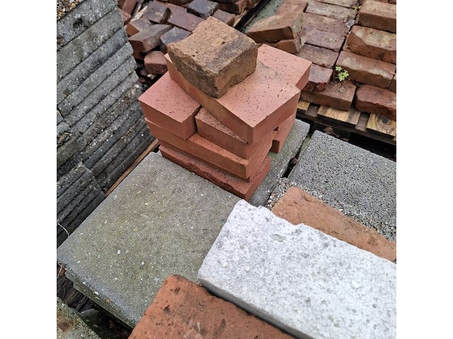 Partij diverse bestratingsstenen op 5x pallet - afbeelding 14 van  14