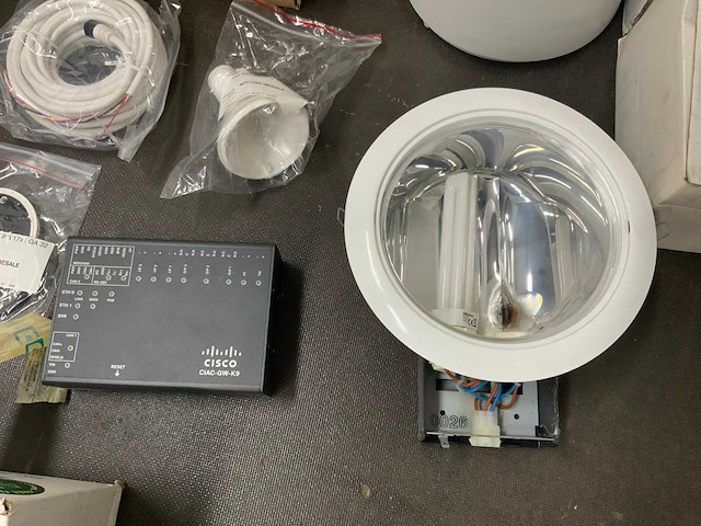 Partij diverse beveiliging elektronica - afbeelding 3 van  12