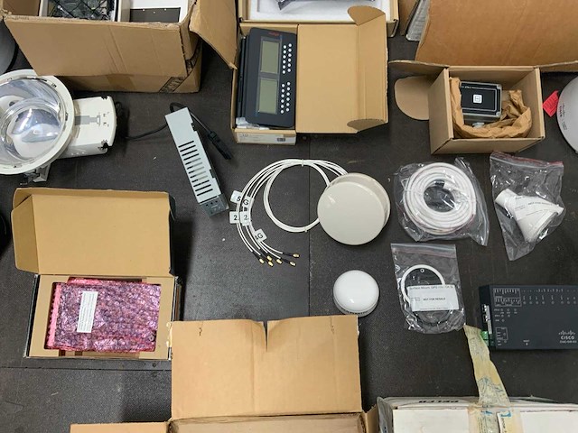 Partij diverse beveiliging elektronica - afbeelding 8 van  12