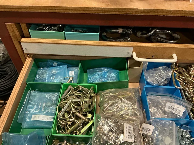 Partij diverse bevestigingmaterialen - afbeelding 4 van  27