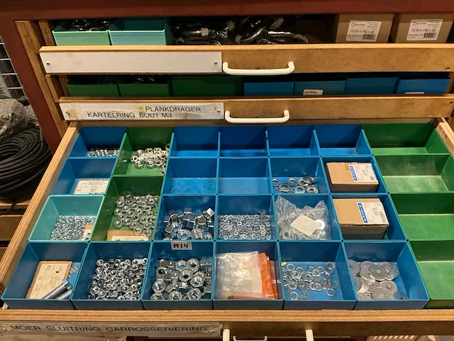Partij diverse bevestigingmaterialen - afbeelding 6 van  27