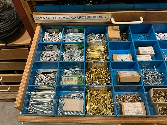 Partij diverse bevestigingmaterialen - afbeelding 10 van  27