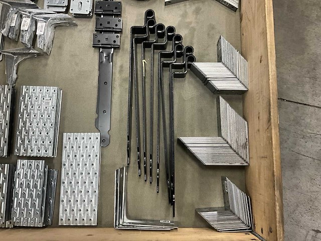 Partij diverse bevestigingsmaterialen - afbeelding 5 van  9