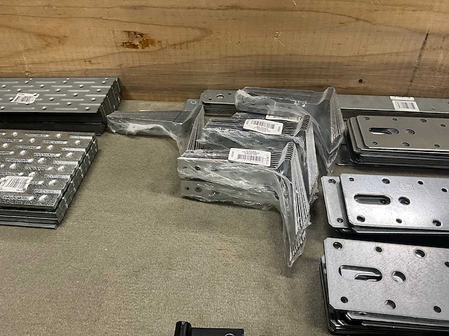 Partij diverse bevestigingsmaterialen - afbeelding 7 van  9