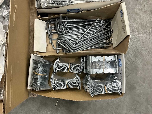 Partij diverse bevestigingsmaterialen - afbeelding 2 van  14