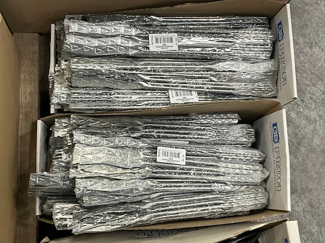 Partij diverse bevestigingsmaterialen - afbeelding 3 van  14