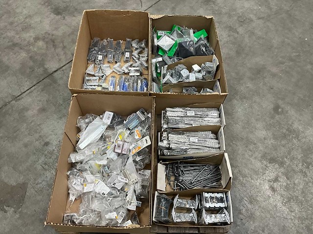 Partij diverse bevestigingsmaterialen - afbeelding 10 van  14