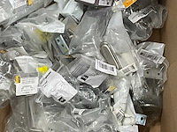 Partij diverse bevestigingsmaterialen - afbeelding 13 van  14