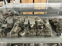 Partij diverse bevestigingsmaterialen - afbeelding 2 van  30