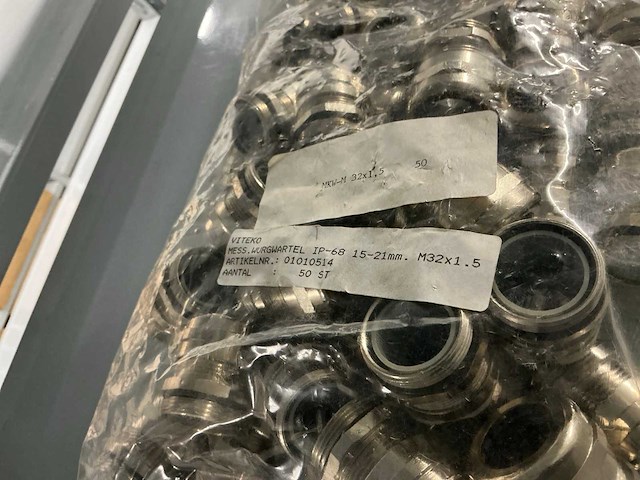 Partij diverse bevestigingsmaterialen - afbeelding 3 van  30