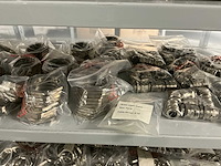 Partij diverse bevestigingsmaterialen - afbeelding 7 van  30