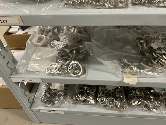 Partij diverse bevestigingsmaterialen - afbeelding 22 van  30