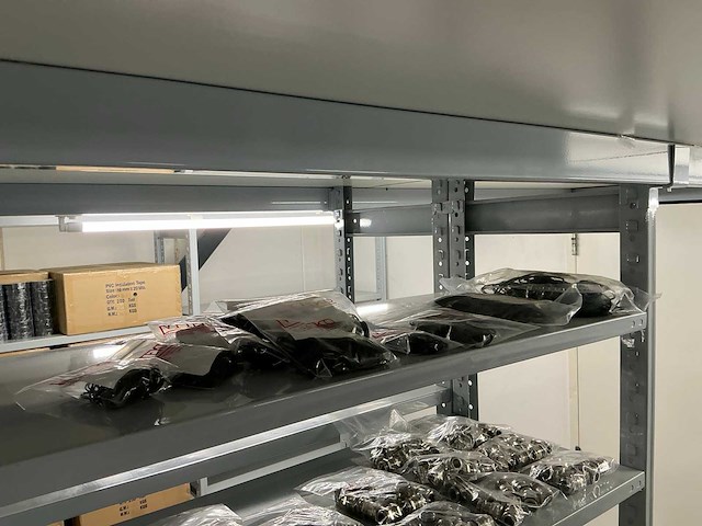 Partij diverse bevestigingsmaterialen - afbeelding 21 van  30