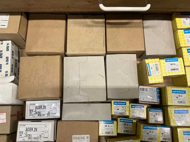 Partij diverse bevestigingsmaterialen - afbeelding 5 van  34