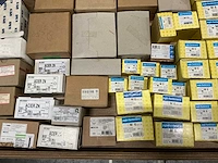 Partij diverse bevestigingsmaterialen - afbeelding 6 van  34