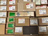 Partij diverse bevestigingsmaterialen - afbeelding 18 van  34