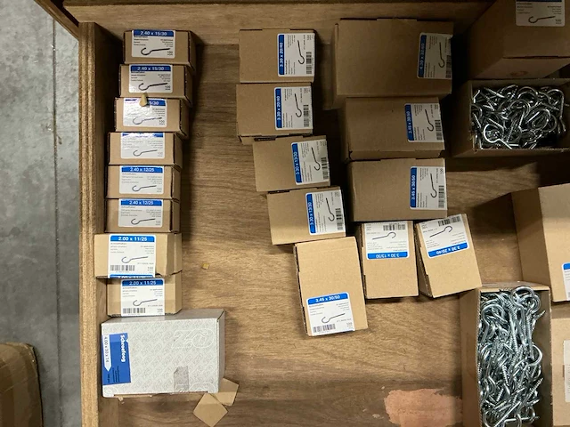 Partij diverse bevestigingsmaterialen - afbeelding 8 van  21