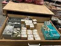 Partij diverse bevestigingsmaterialen - afbeelding 12 van  21