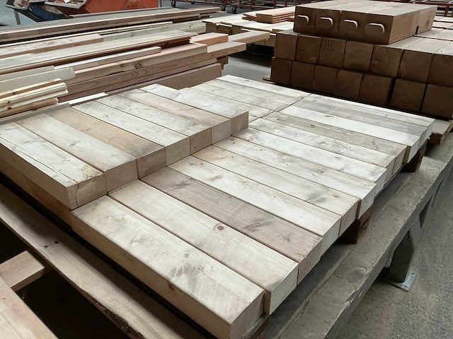 Partij diverse bewerkt hout - afbeelding 6 van  7