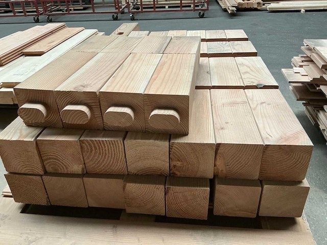 Partij diverse bewerkt hout - afbeelding 7 van  7