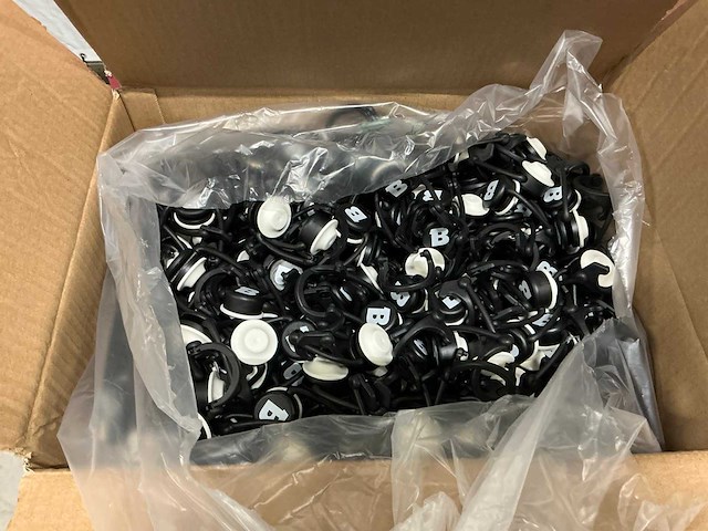 Partij diverse bierdoppen - afbeelding 1 van  1