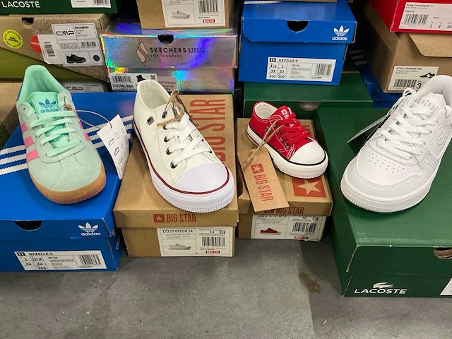 Partij diverse big star/adidas/lacoste/camp kids sneakers (50x) - afbeelding 3 van  18