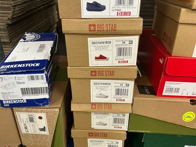 Partij diverse big star/adidas/lacoste/camp kids sneakers (50x) - afbeelding 7 van  18