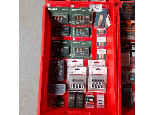 Partij diverse bitsets o.a. metabo, bosch - afbeelding 1 van  9