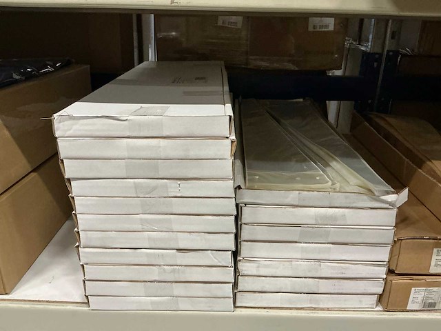 Partij diverse bloemenhoezen (11500x) - afbeelding 1 van  3