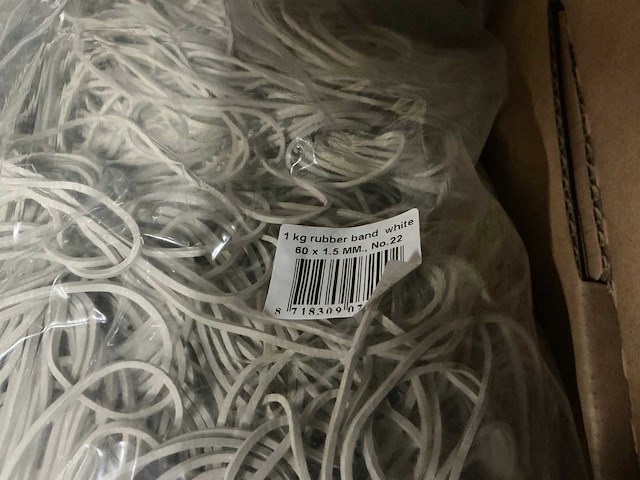 Partij diverse bloemenhoezen/prijslabels/elastieken/etc - afbeelding 7 van  12