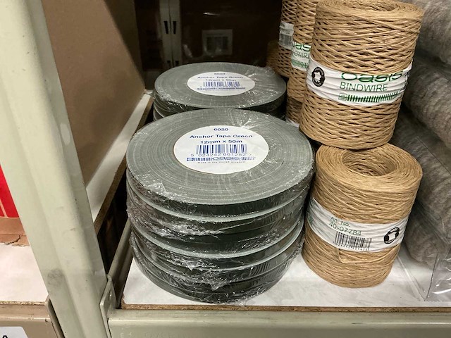 Partij diverse bloemisterij artikelen (125x) - afbeelding 10 van  10