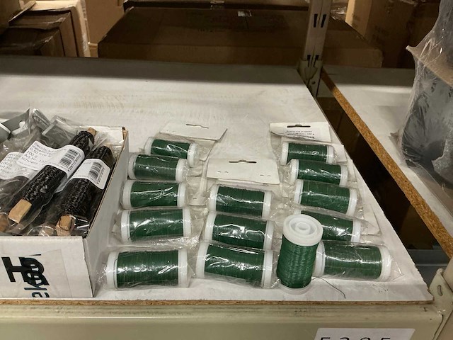 Partij diverse bloemisterij artikelen (125x) - afbeelding 2 van  10