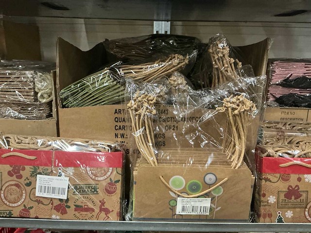 Partij diverse bloemisterij artikelen - afbeelding 10 van  21