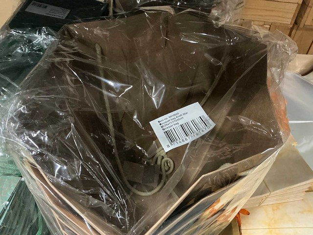 Partij diverse bloemisterij artikelen - afbeelding 17 van  21