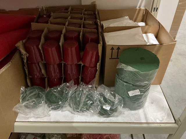 Partij diverse bloemisterij artikelen - afbeelding 6 van  10