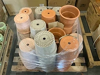 Partij diverse bloempotten h17cm (71x) - afbeelding 2 van  4