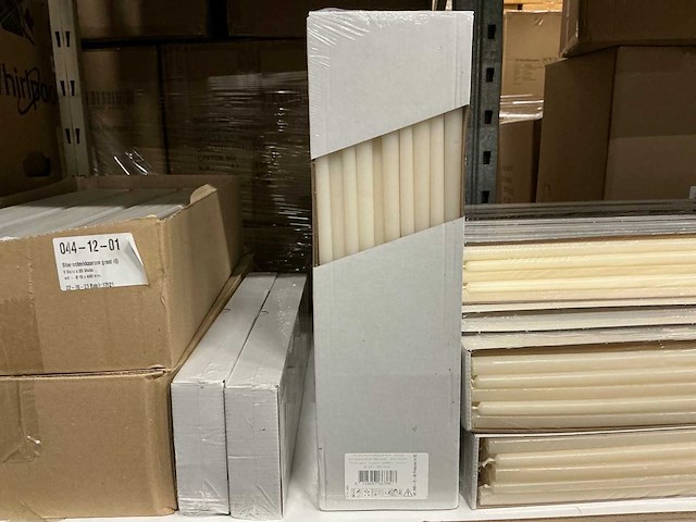 Partij diverse bloemsteekkaarsen (2320x) - afbeelding 4 van  7