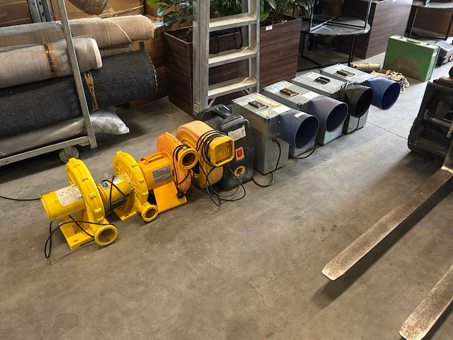 Partij diverse blowers (8x), 2 stekkers ontbreken - afbeelding 1 van  1