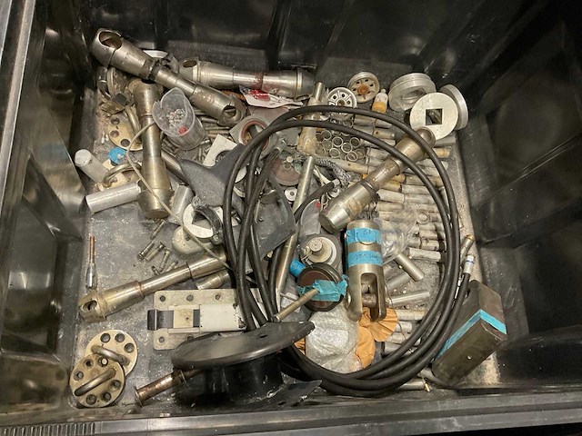 Partij diverse bootonderdelen - afbeelding 3 van  7