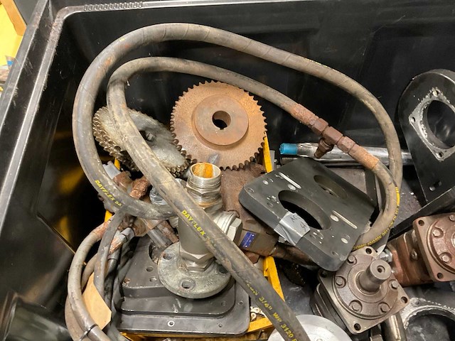 Partij diverse bootonderdelen - afbeelding 3 van  7