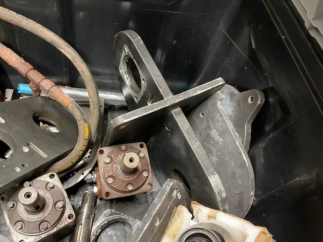 Partij diverse bootonderdelen - afbeelding 4 van  7