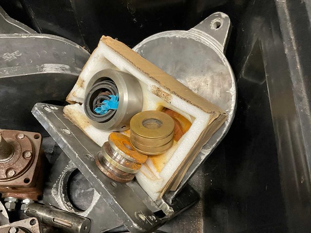 Partij diverse bootonderdelen - afbeelding 7 van  7