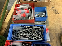 Partij diverse boren en klein gereedschap - afbeelding 4 van  7