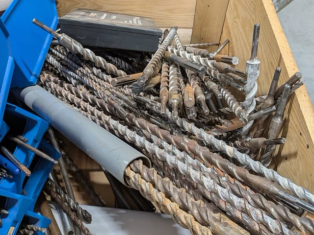 Partij diverse boren, in houten kist - afbeelding 5 van  5