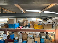 Partij diverse bouten, moeren en schroeven - afbeelding 12 van  19