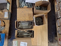 Partij diverse bouten, o.a. wurth, gfo en friulsider - afbeelding 15 van  37